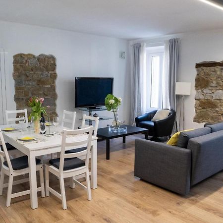 Alejlop Apartment Гориция Екстериор снимка