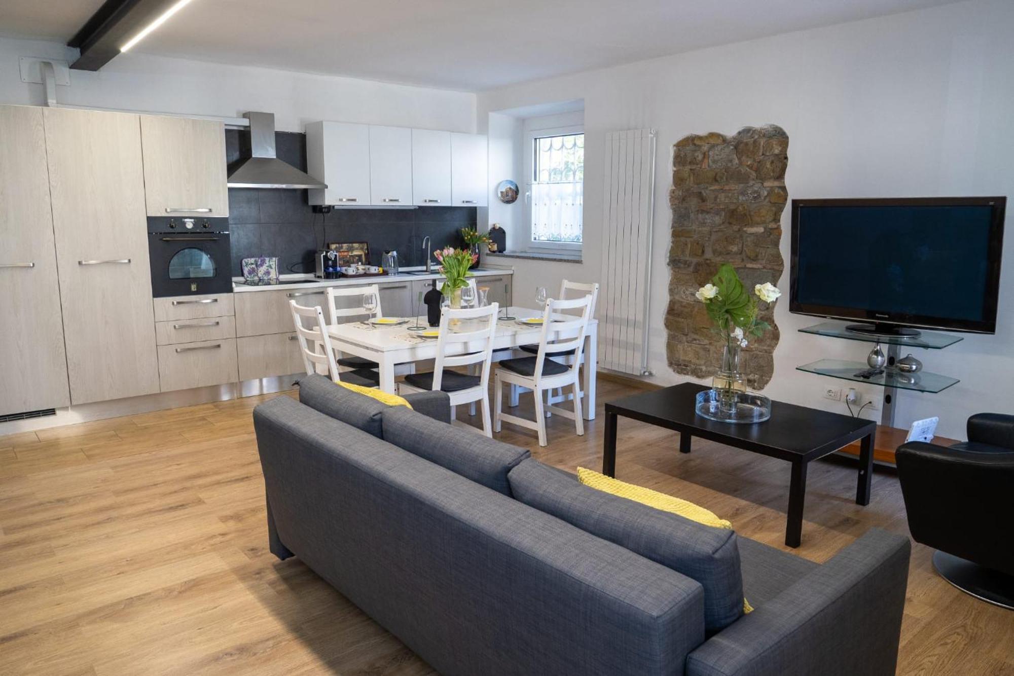 Alejlop Apartment Гориция Екстериор снимка